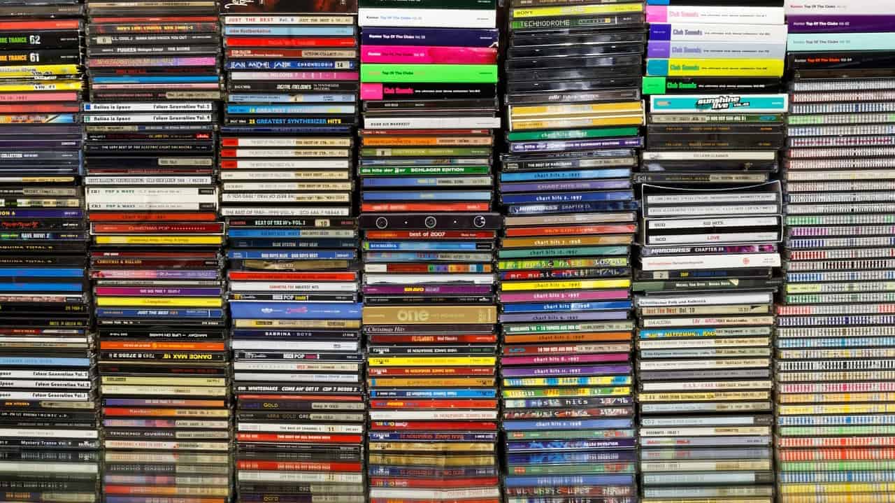 Music store CDS